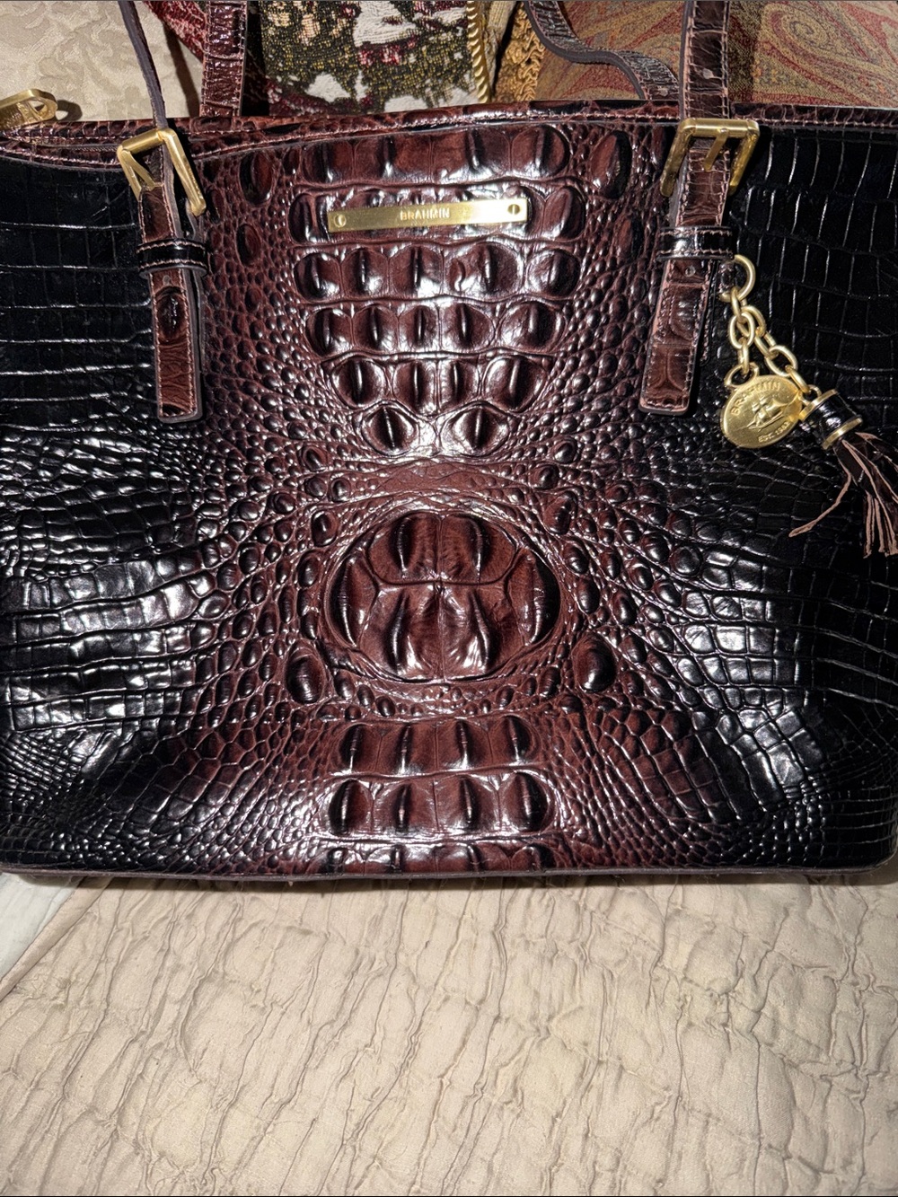 Brahmin Dark Brown and blackCroc-Embossed Leather Messenger Bag gold hardware - Picture 4 of 17